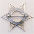 Brustwarzenpiercing Deputy Sheriff